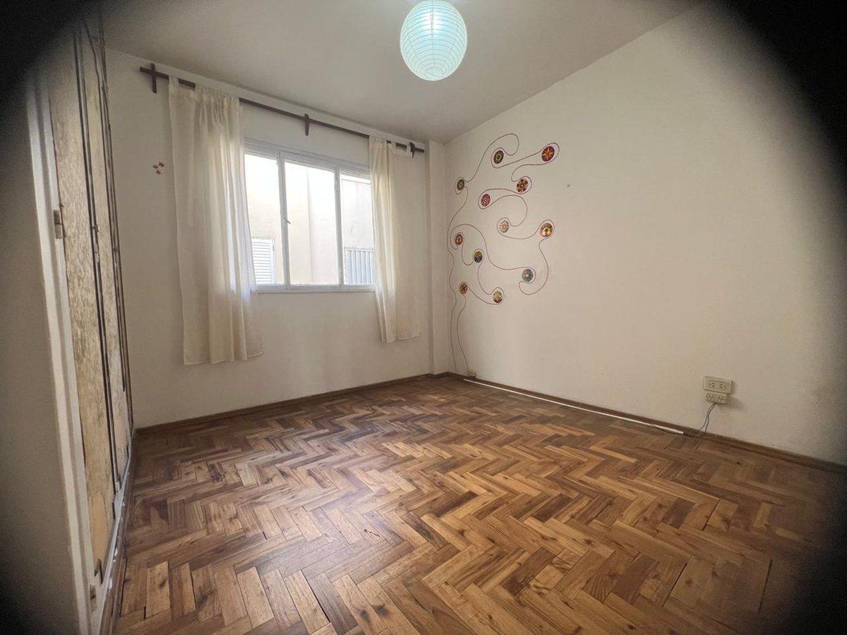 Foto de VENTA 3 AMB. AMPLIOS C/LAVADERO LOMAS DE ZAMORA, imagen 3