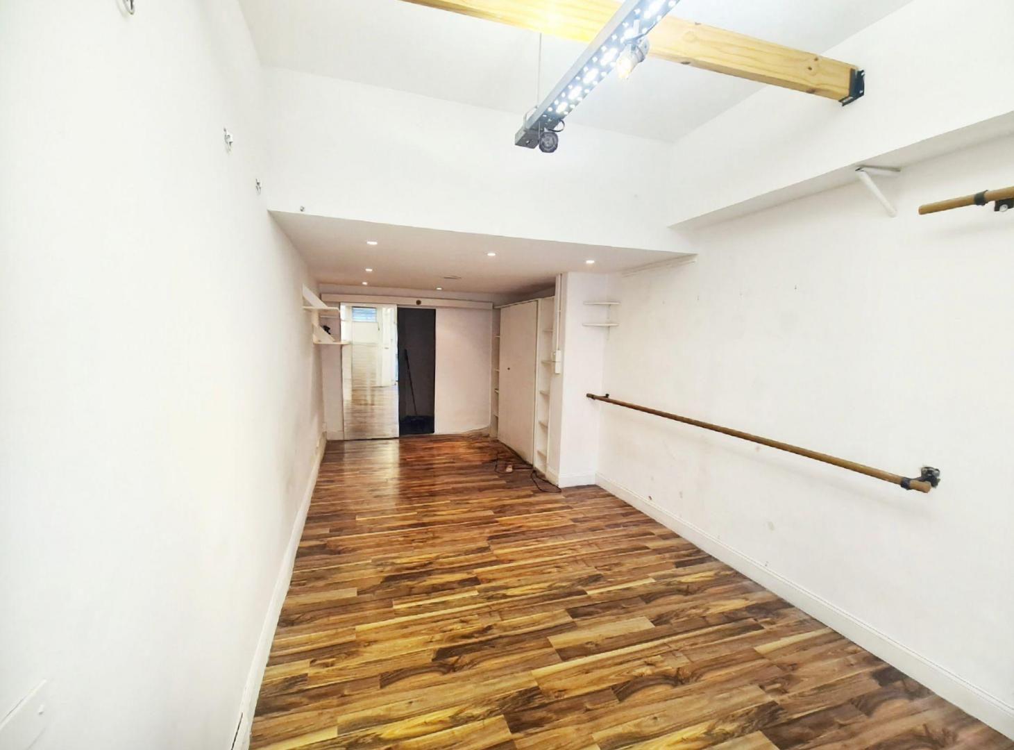 Foto de ALQUILER DE LOCAL COMERCIAL EN ALMAGRO, imagen 3