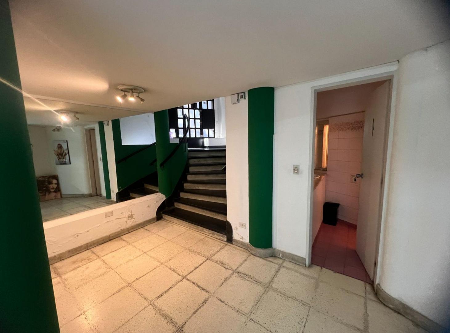 Foto de Local LOTE PROPIO con vivienda/oficinas, imagen 2