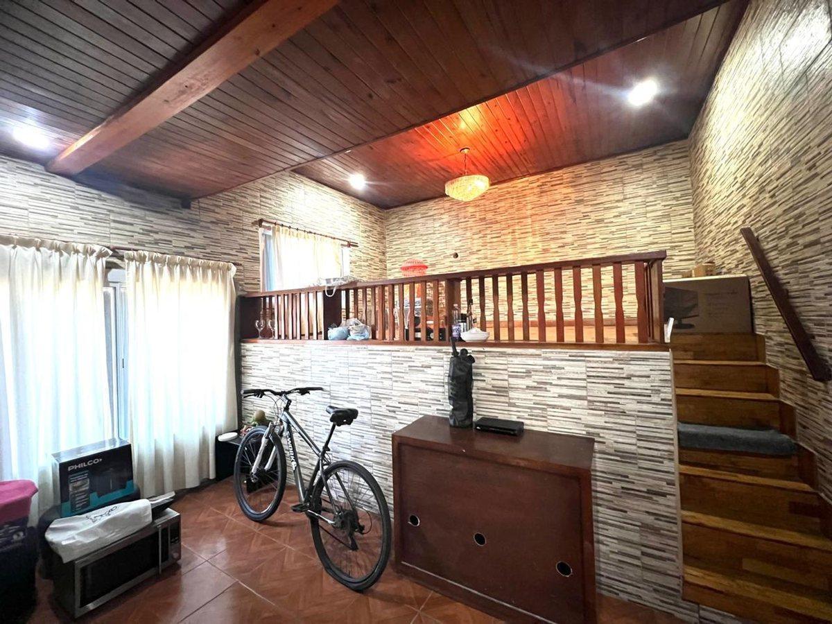 Foto de VENTA CASA 6 AMBIENTES CON COCHERA FLORES CABA, imagen 5
