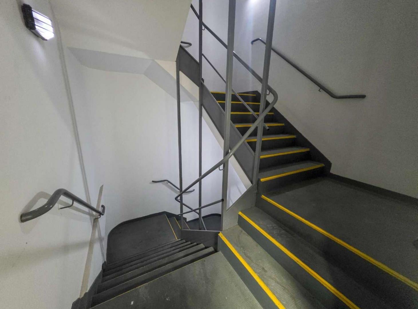 Foto de ALQUILER OFICINAS - Edificio Corporativo 85 m², imagen 4
