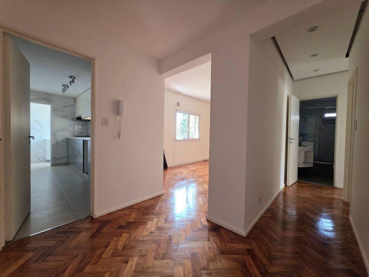 Foto de VENTA. DEPTO. 3 AMBIENTES CON RENTA. CABALLITO SUR, imagen 1
