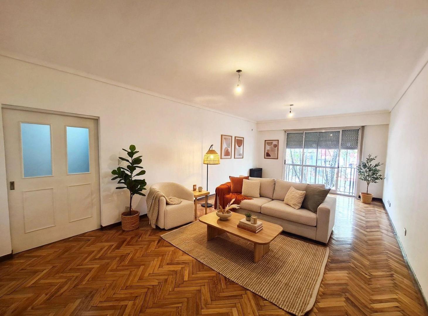 Foto de VENTA DEPTO 4 AMB CON DEPCIA. Y COCHERA -V.ORTUZAR, imagen 2