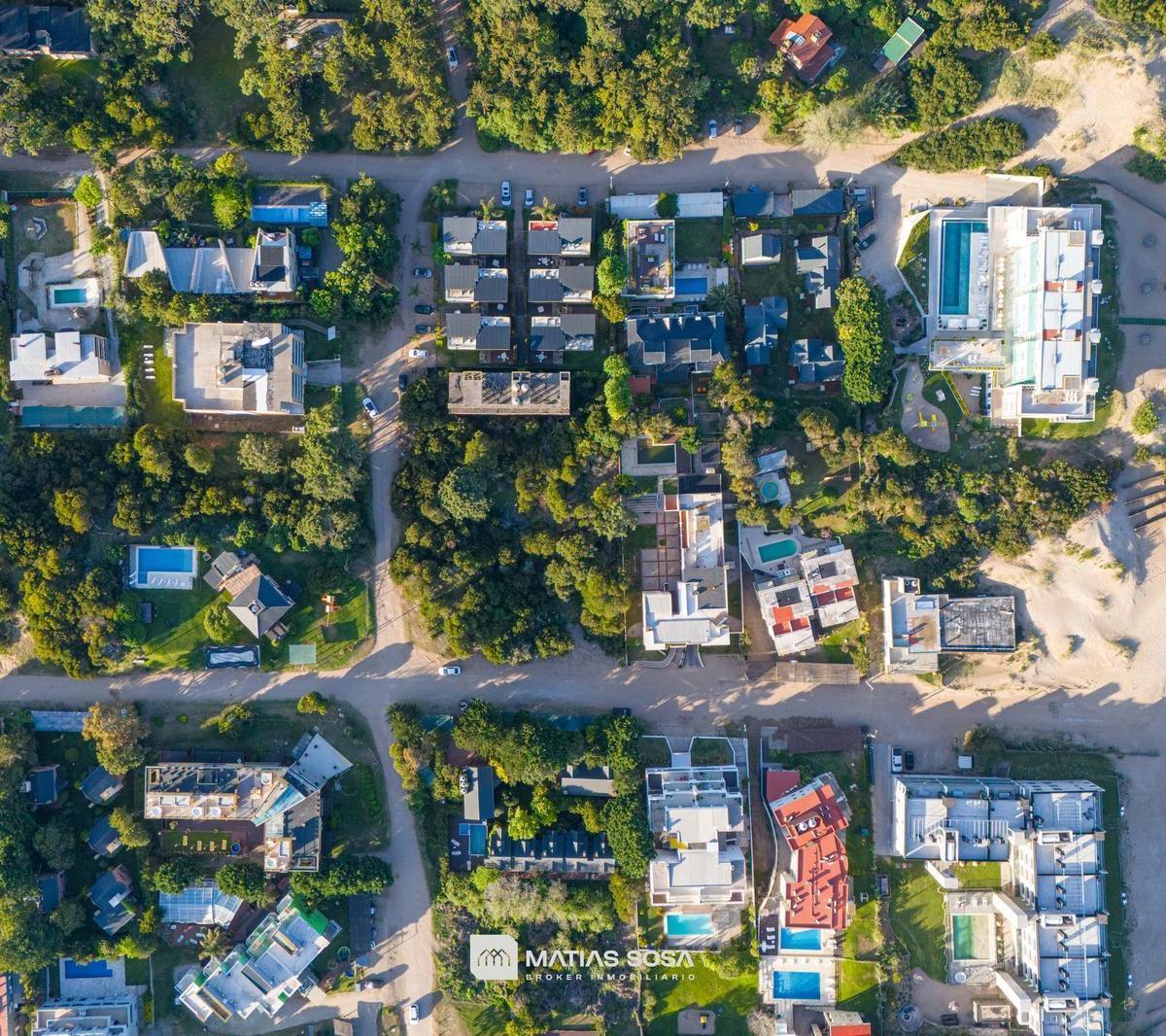 Venta - Lote Apto Desarrollo - a 50 m del Mar - Mar de Las Pampas 3