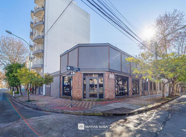 Venta - Local Comercial - Importante esquina