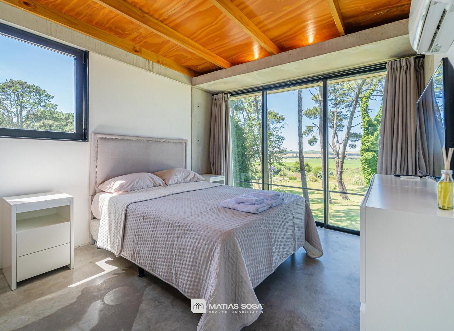 Venta - Casa 3 Ambientes con Diseño Único - Sierra de los Padres