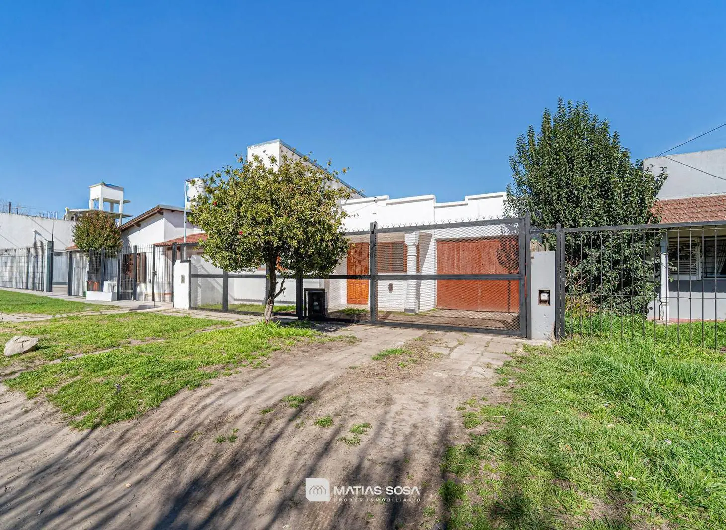 Venta - Casa 4 ambientes - Reciclada - Parque - El Progreso 2