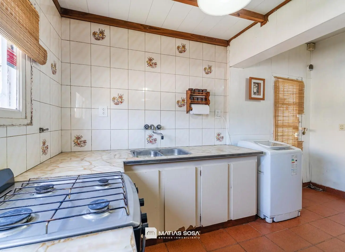 Venta - Casa 3 ambientes con patio - Zona Regional - Apto crédito 5