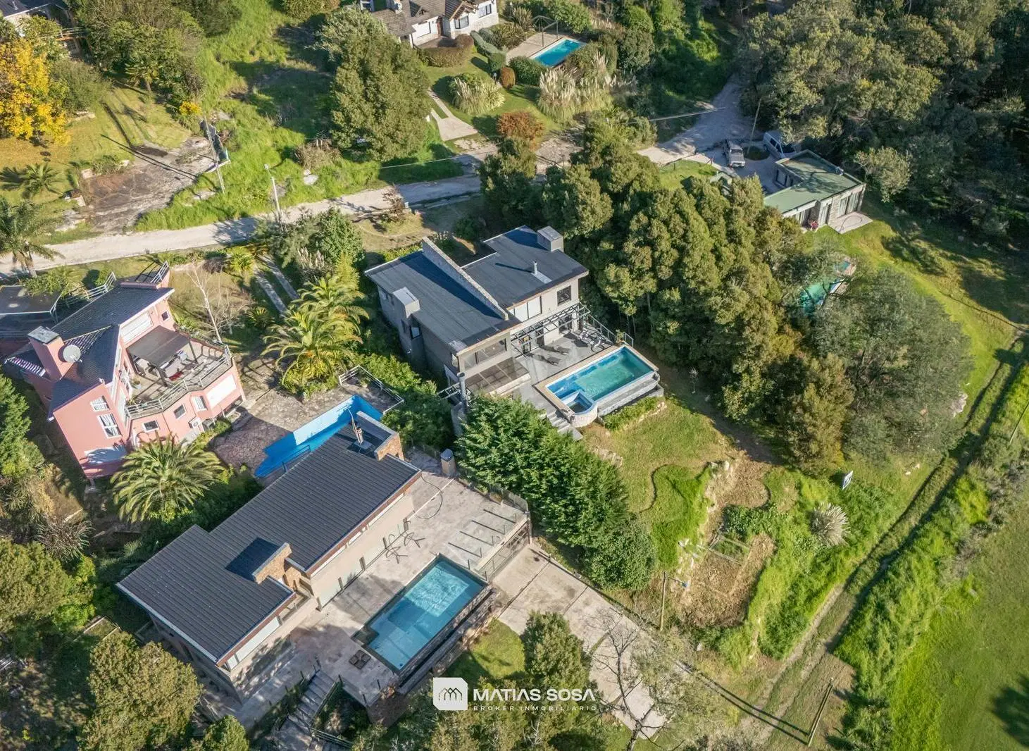 Venta - Casa - Sierra De Los Padres - Moderna - Piscina 2
