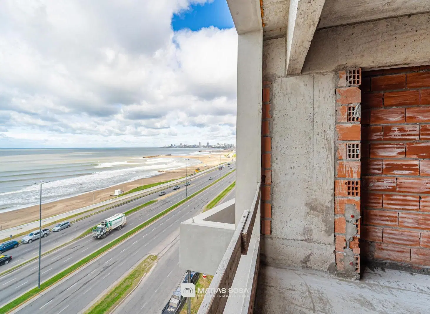Venta - Departamento - Dos Ambiente - Constitucion - Cochera - Categoria 5
