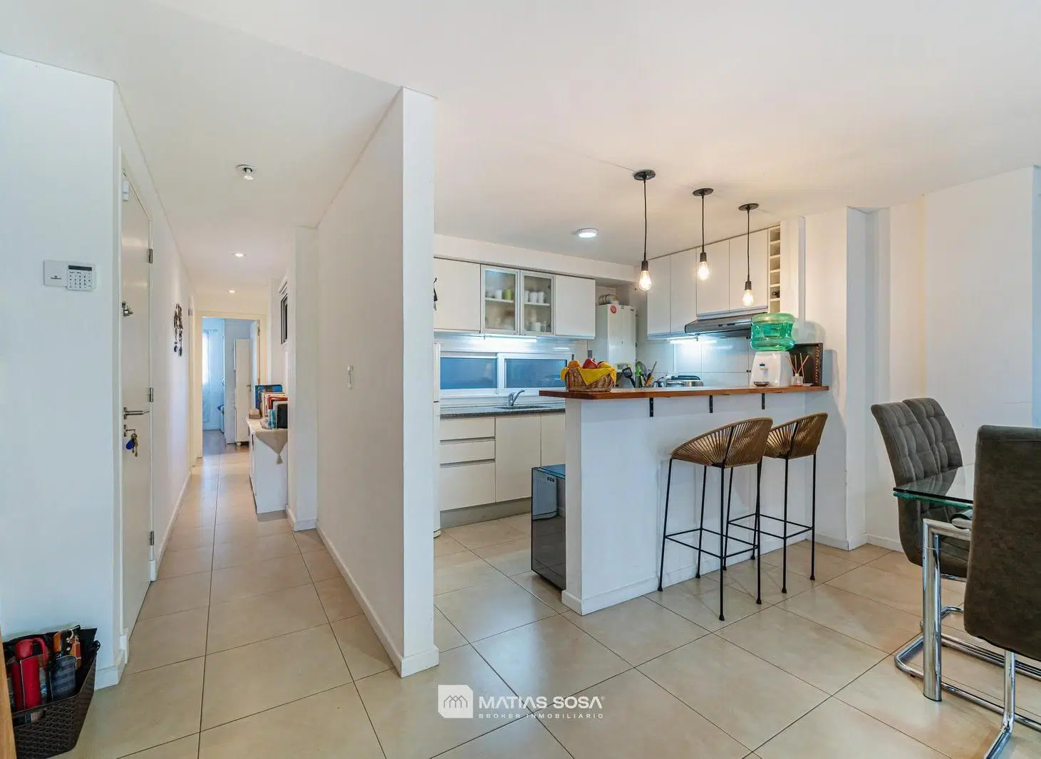 Venta - Semipiso 3 ambientes - Cochera - Guemes - Moderno 3