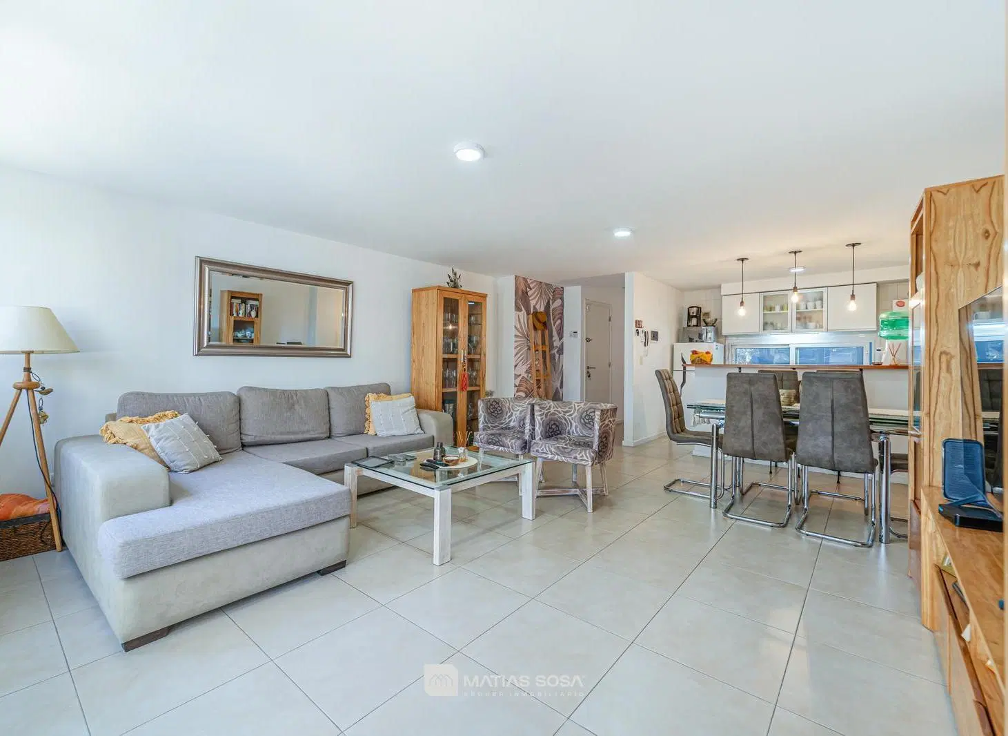 Venta - Semipiso 3 ambientes - Cochera - Guemes - Moderno 1