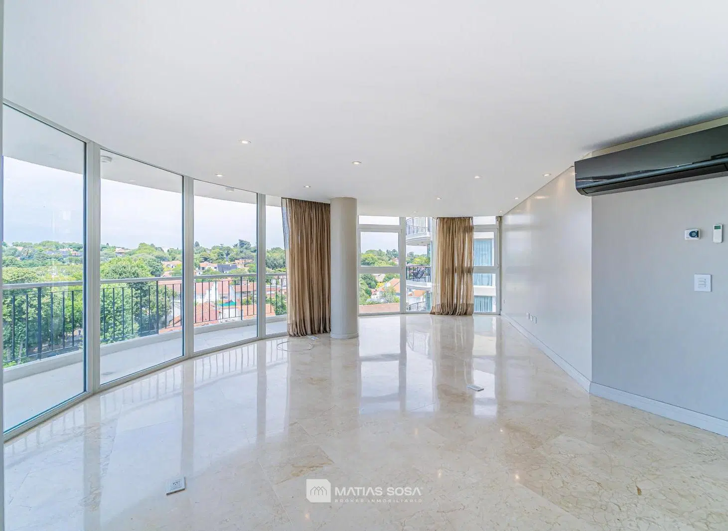 Venta - Departamento - Terraza Privada - Categoría- Güemes - 4 ambientes 5