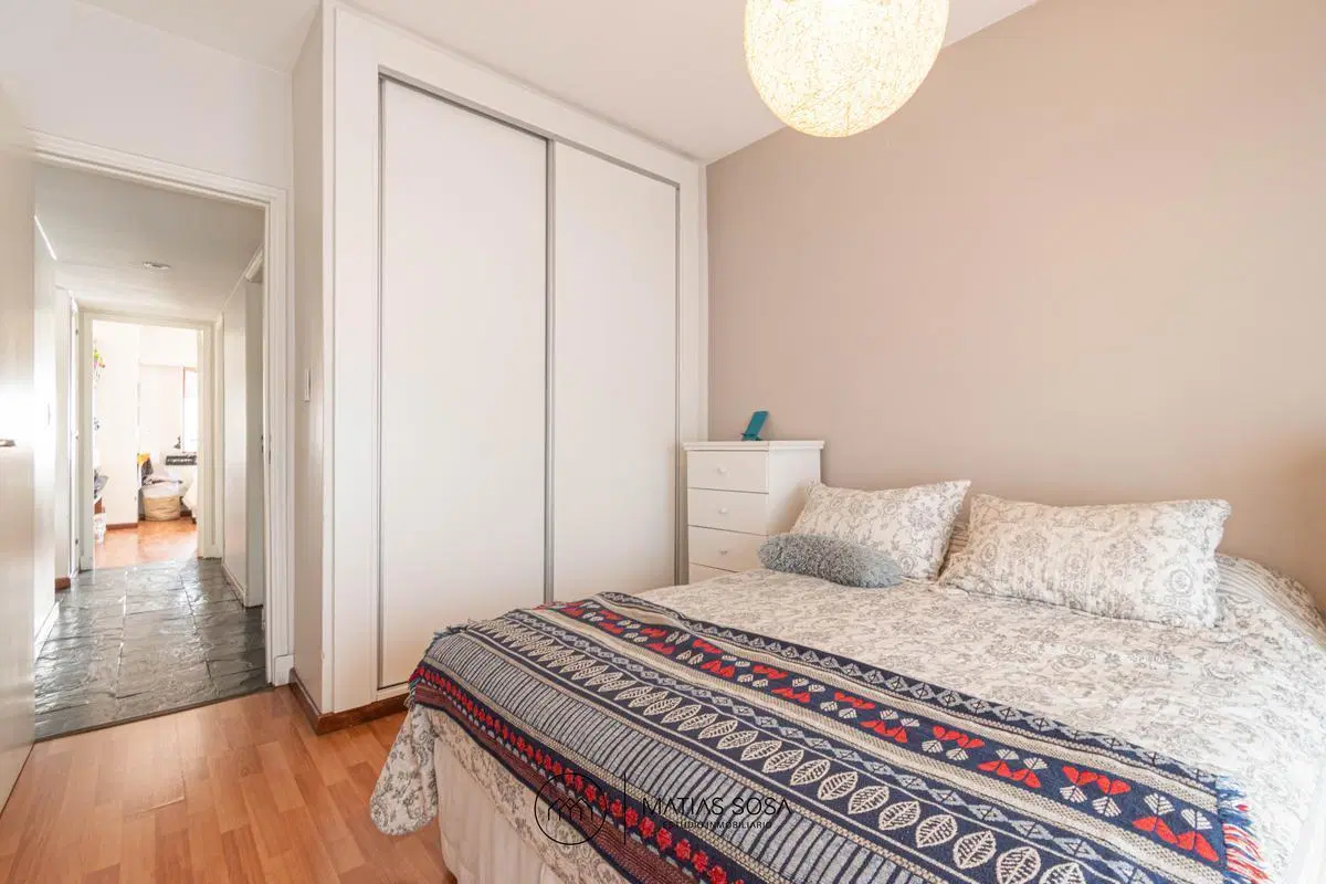 Venta - Departamento 3 ambientes con Dependencia - Refaccionado - Balcón saliente - Chauvin 5