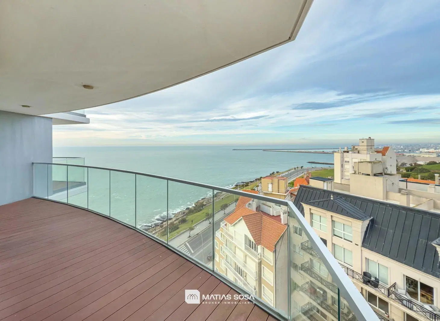 Venta - Departamento - Maral Explanada - Full Amenities - Arq. Cesar Pelli 2