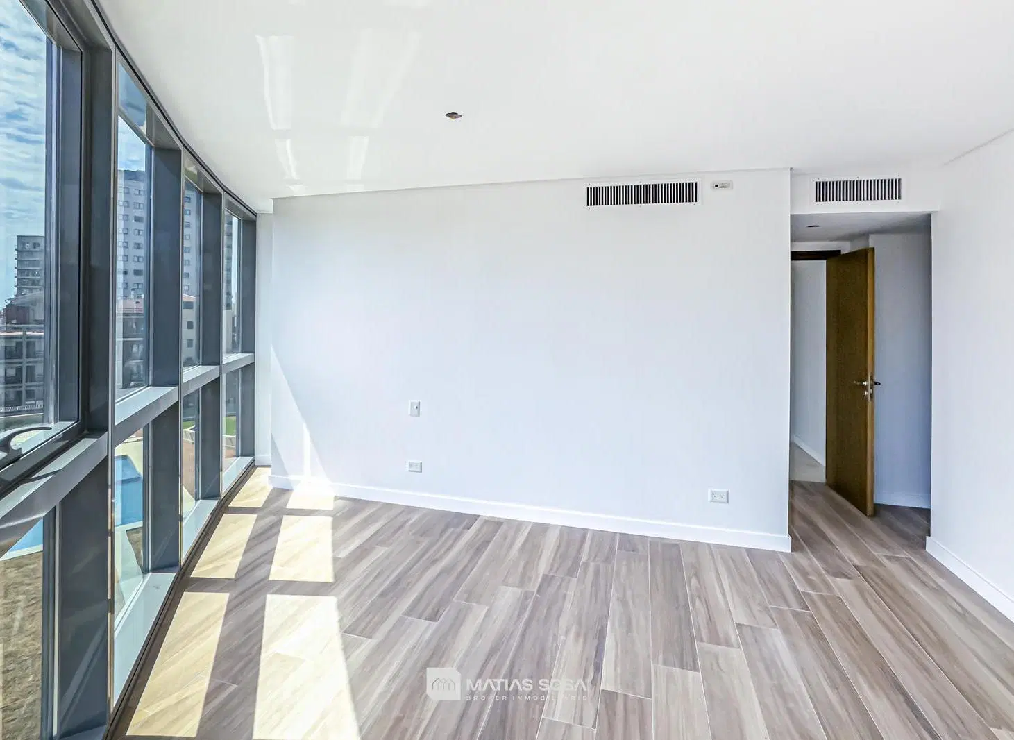 Venta - Departamento - 2 ambientes - Maral Explanada - Arq. Cesar Pelli 5