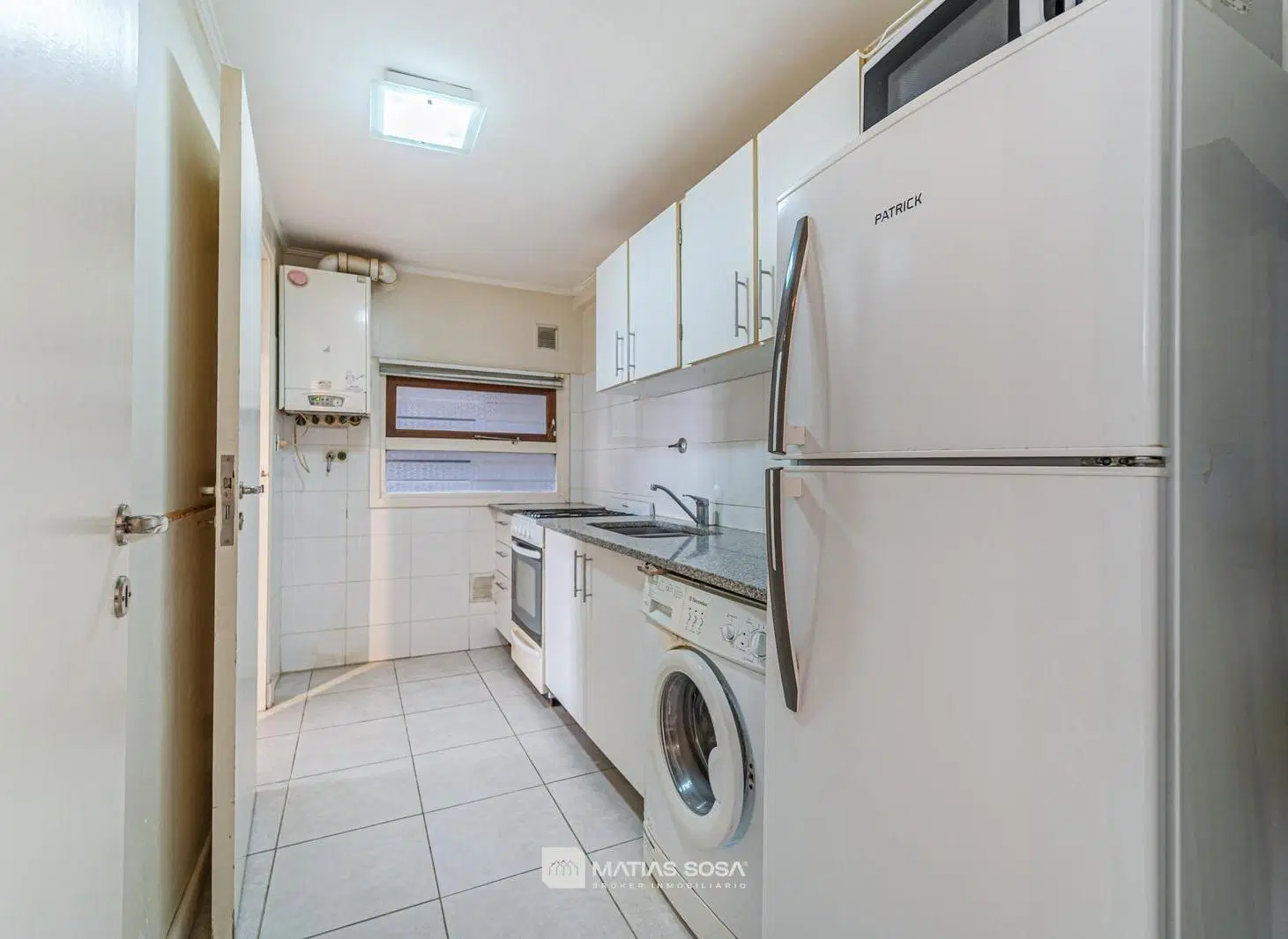 Venta - Departamento - 3 ambientes - al frente - con balcón - Stella Maris 2