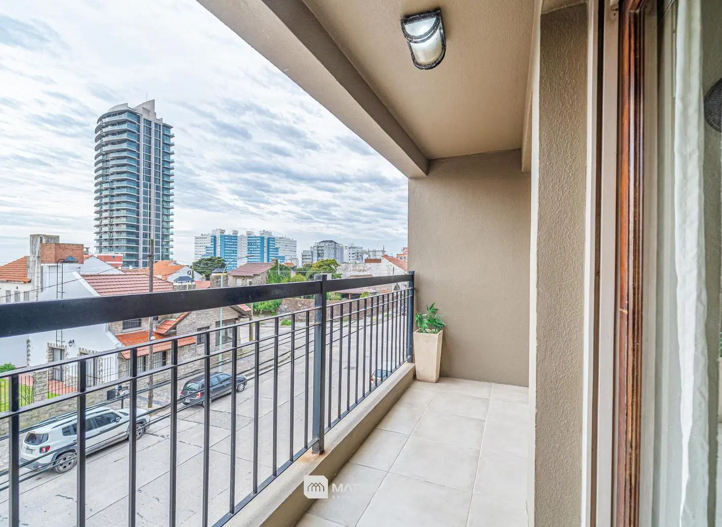 Venta - Departamento - 3 ambientes - al frente - con balcón - Stella Maris 5