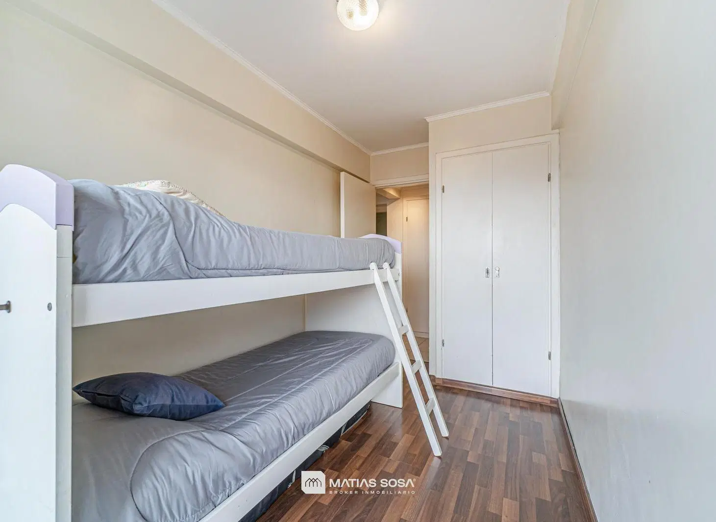 Venta - Departamento - 3 ambientes - al frente - con balcón - Stella Maris 4