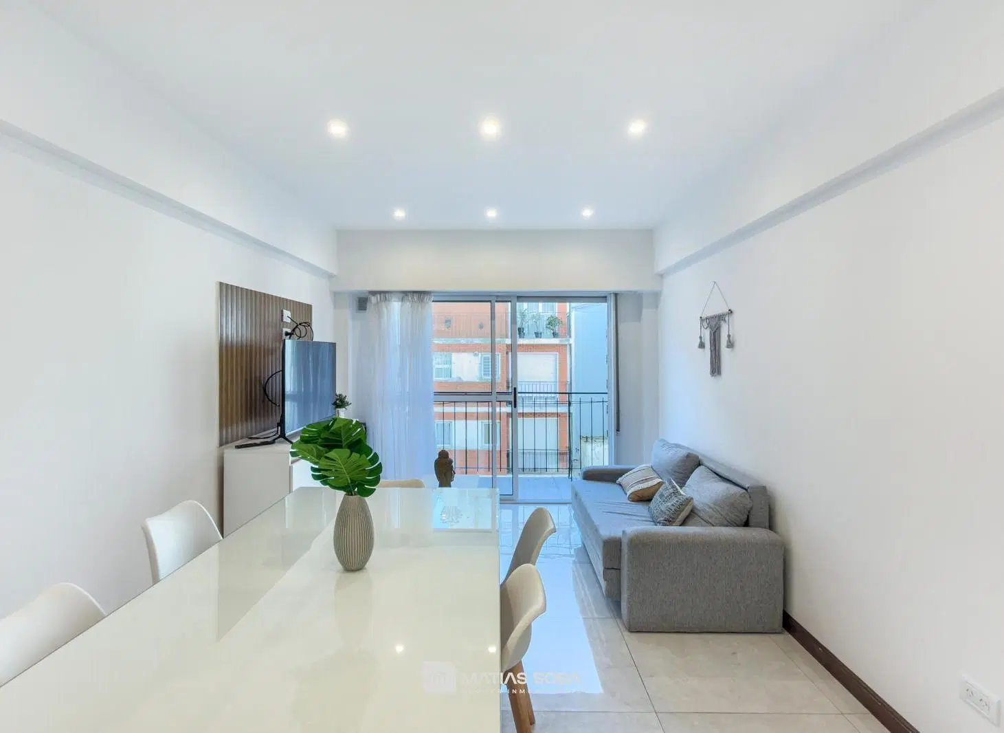 Venta - Departamento - 3 ambientes - A la calle con balcon - Reciclado y amoblado 4