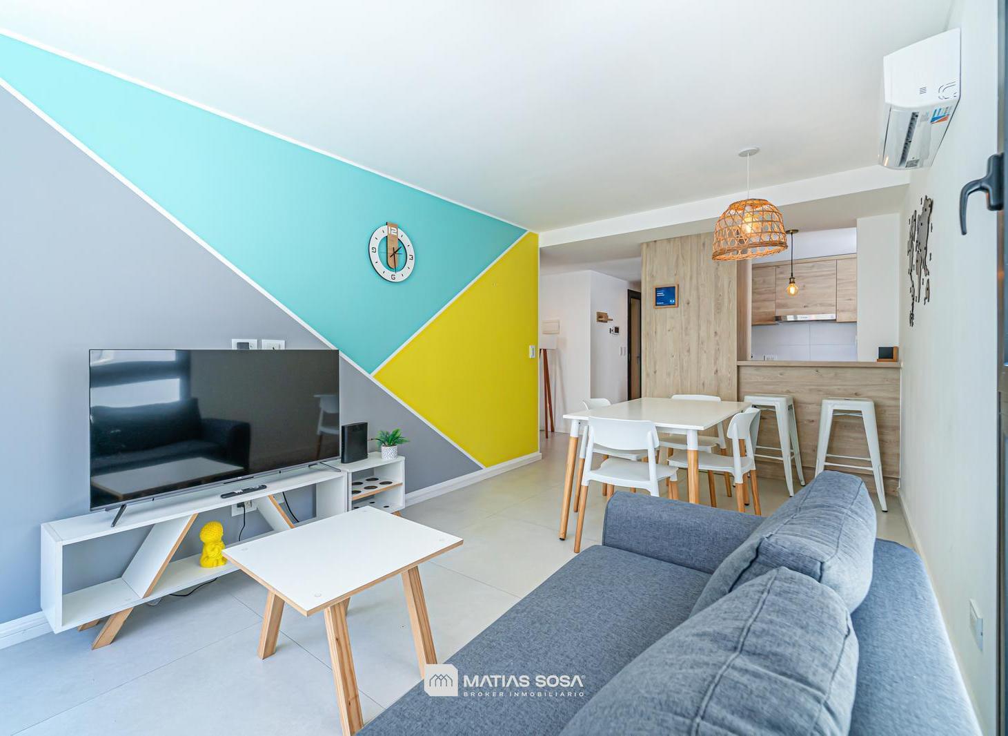 Foto de Venta - Departamento 2 ambientes - Balcon - Patio - Plaza Mitre, imagen 1