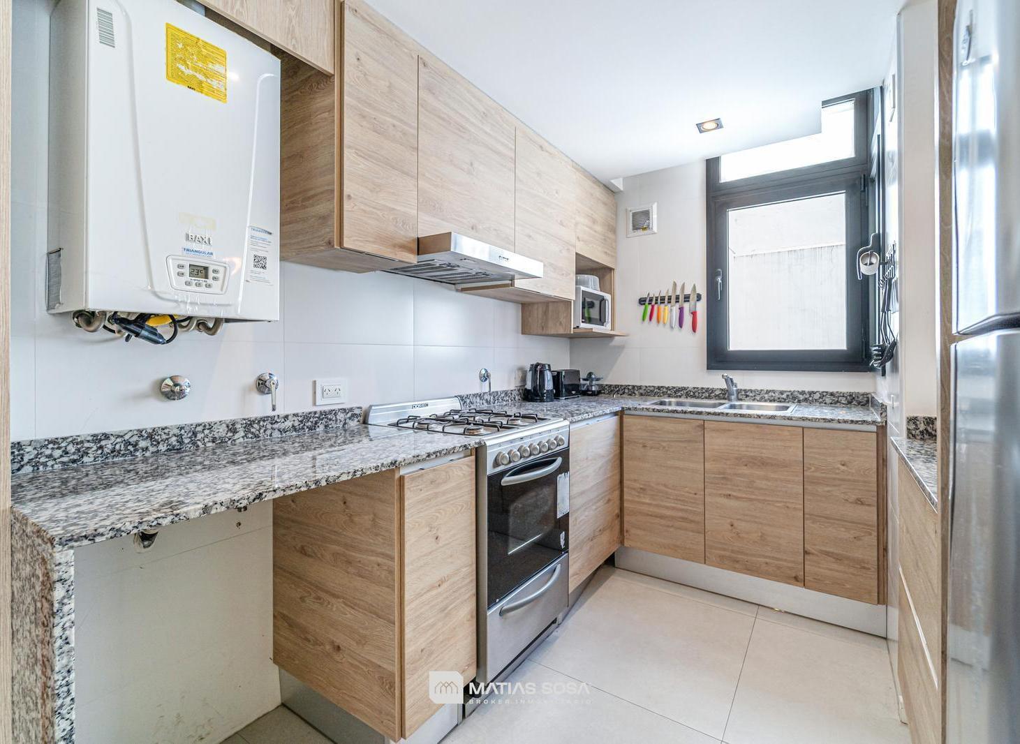 Foto de Venta - Departamento 2 ambientes - Balcon - Patio - Plaza Mitre, imagen 5