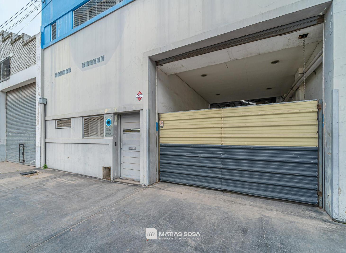 Foto de Venta - Depósito - Zona Sarmiento, imagen 2