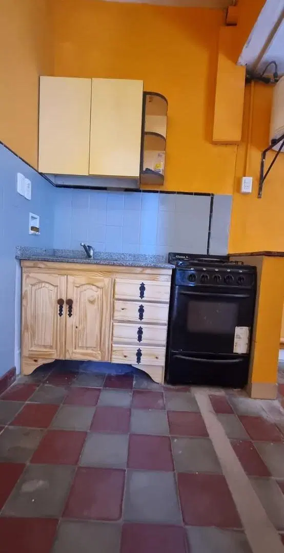 PH 1 HABITACION, BURZACO, ALQUILA RAMAYO PROPIEDADES 3