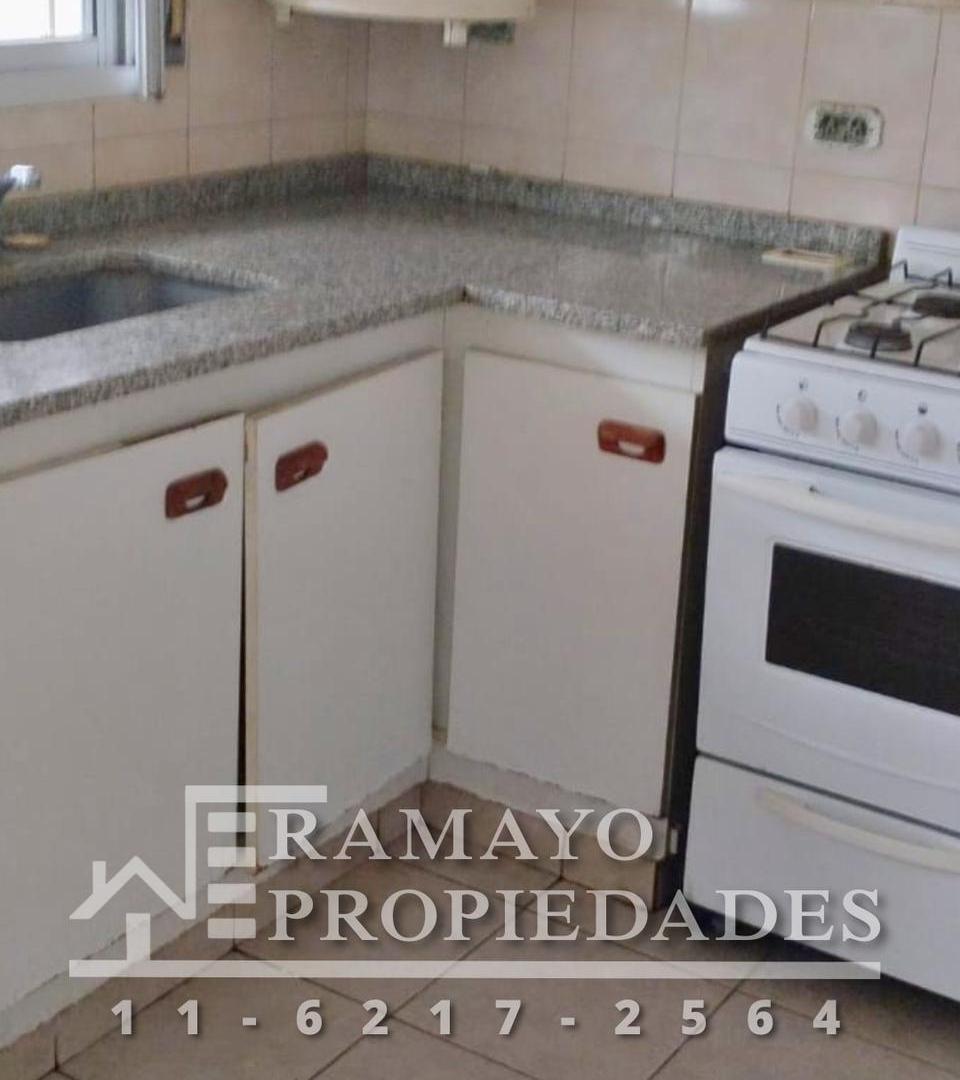 Foto de Departamento 2 HABITACIONES, BALCON TERRAZA, CENTRICO, ALQUILA RAMAYO, imagen 4