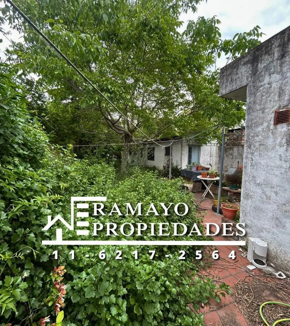 CASA 2 habitaciones, AMPLIO FONDO, LONGCHAMPS, VENTA RAMAYO PROPIEDADES 2