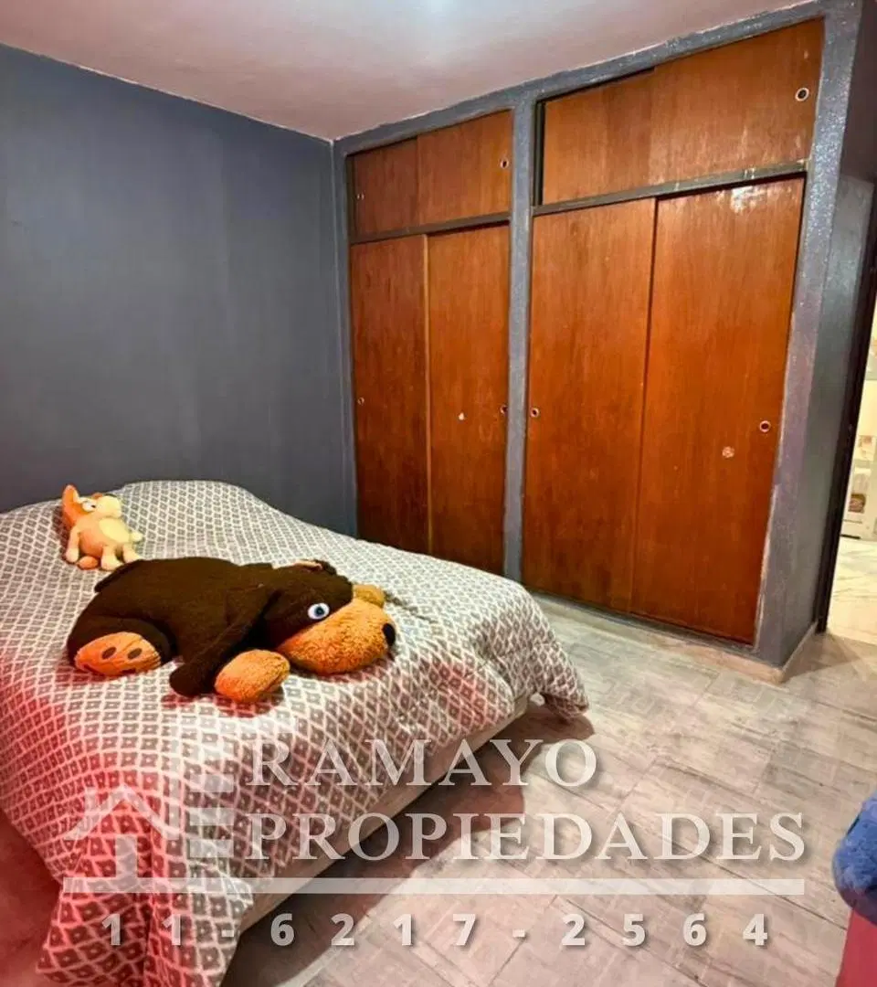 CASA 2 HABITACIONES, COCHERA, PATIO, VENTA RAMAYO PROPIEDADES 3