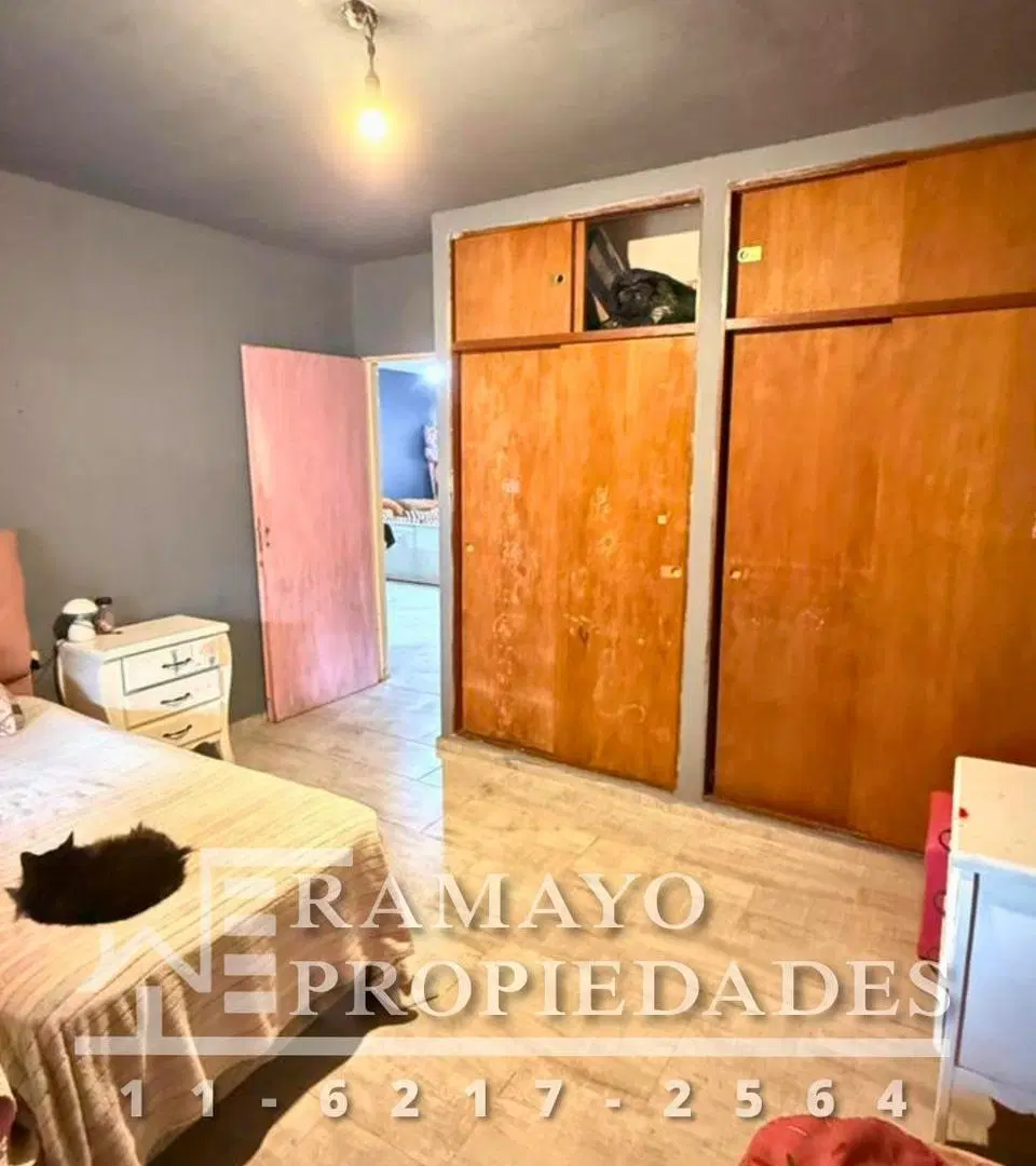 CASA 2 HABITACIONES, COCHERA, PATIO, VENTA RAMAYO PROPIEDADES 8