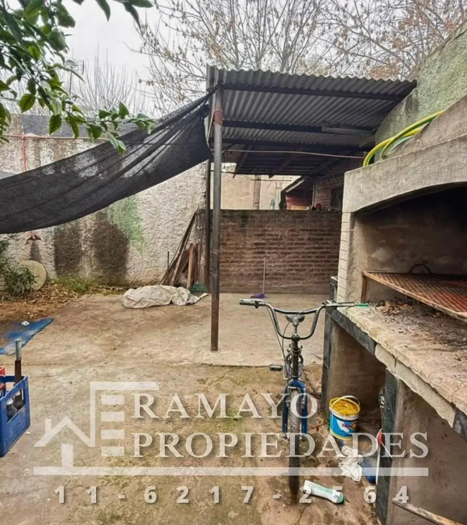 CASA 2 HABITACIONES, COCHERA, "VILLA PARIS", ALQUILA RAMAYO PROPIEDADES 5