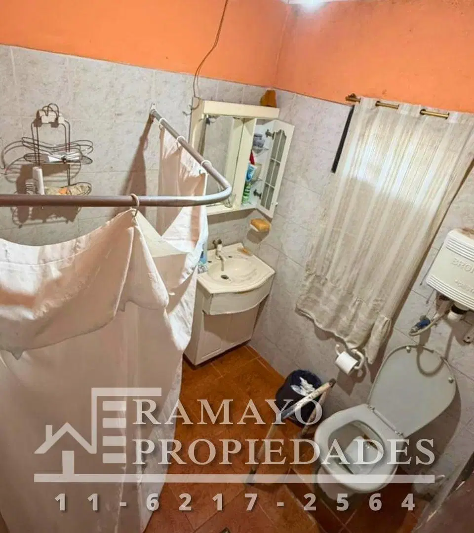 CASA 2 HABITACIONES, AMPLIO LOTE 300 m², MINISTRO RIVADAVIA, VENTA 4