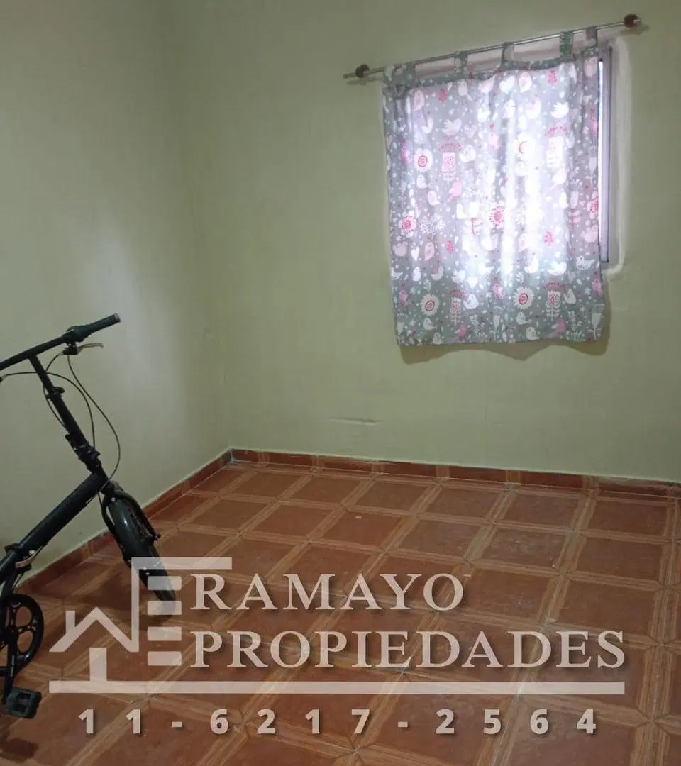 CASA DE 5 HAMBIENTES LONGCHAMPS EN ALQUILER - Ramayo Propiedades 2
