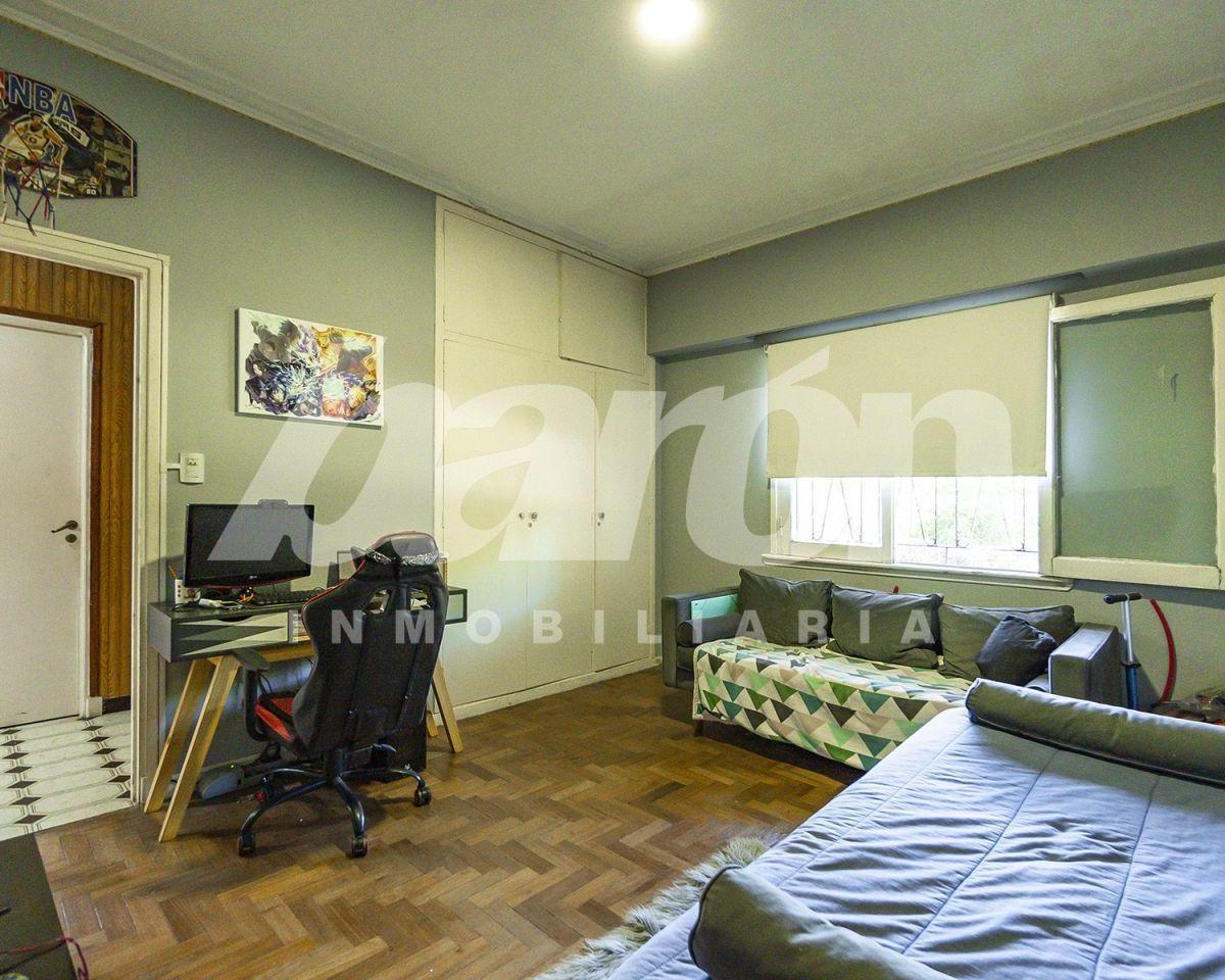 Foto de Venta-Casa 7 amb- Lamadrid 1270- Lomas de Zamora, imagen 3