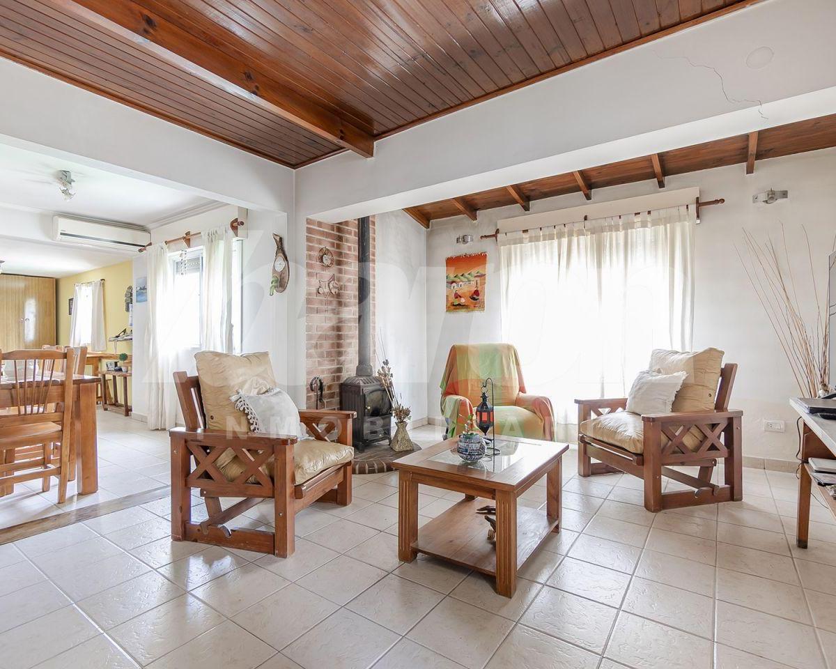 Venta - casa 4 amb - Rauch 27 - llavallol