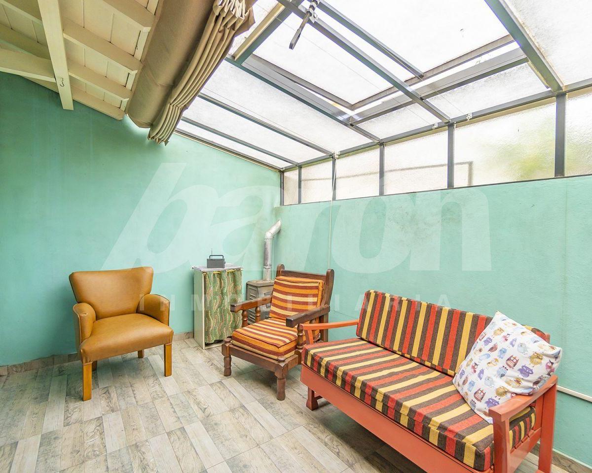 Venta - casa 7 amb - Lugano 827 - Banfield