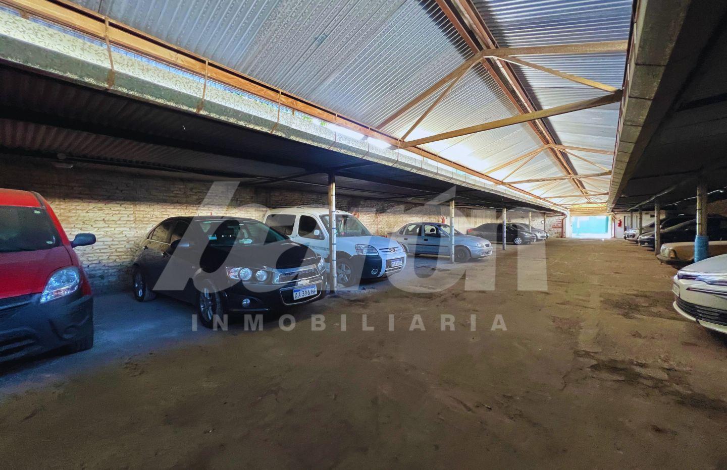 Venta - Galpon - Arenales 936 - Banfield