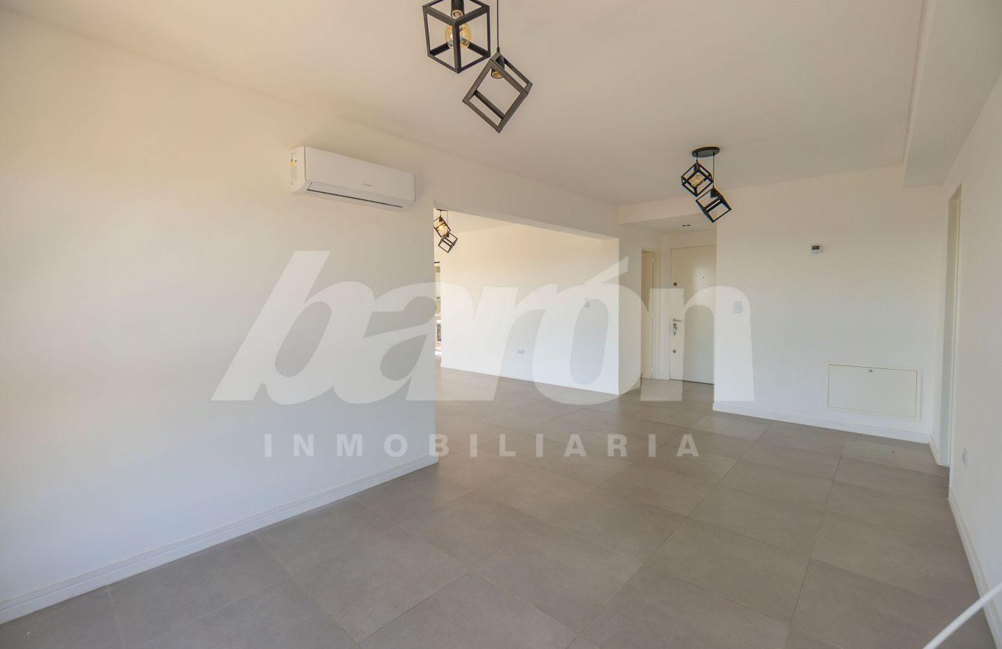 Foto de Venta- departamento 4 amb- chacabuco 140 - banfield, imagen 2