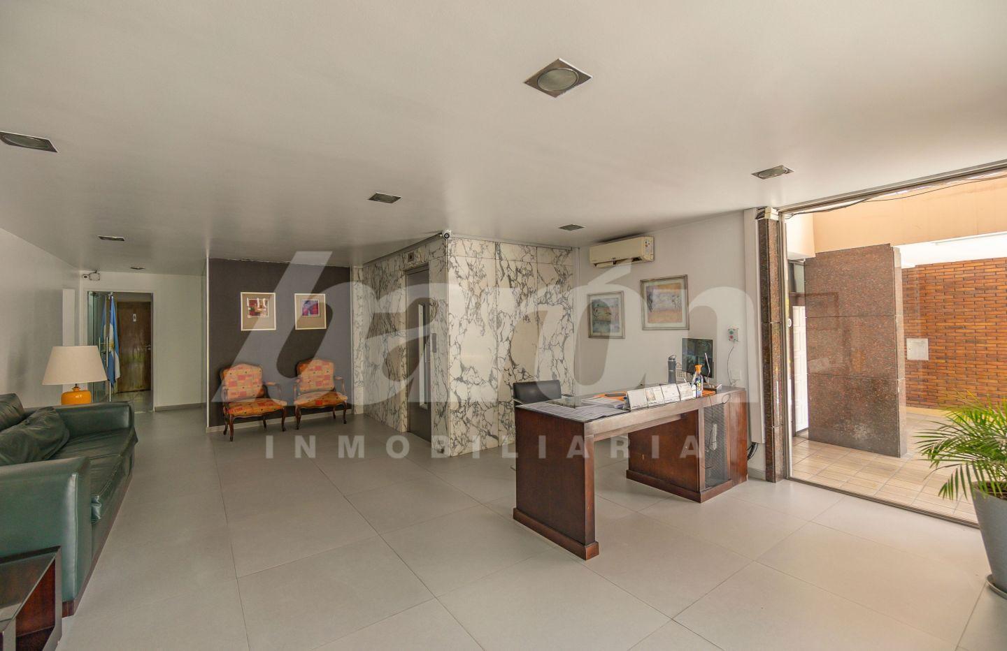 Foto de Venta- Dpto 6 amb- Colombres 320-Lomas de Zamora, imagen 2