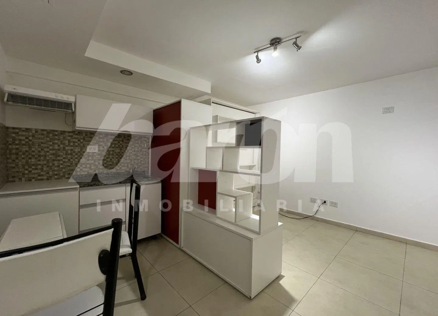 ALQUILER-MONOAMBIENTE APTO PROFESIONAL-LOMAS DE ZAMORA 2