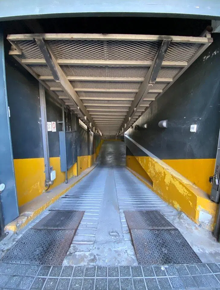 Venta- Cochera subterránea- Saavedra 186 - Lomas de Zamora 2