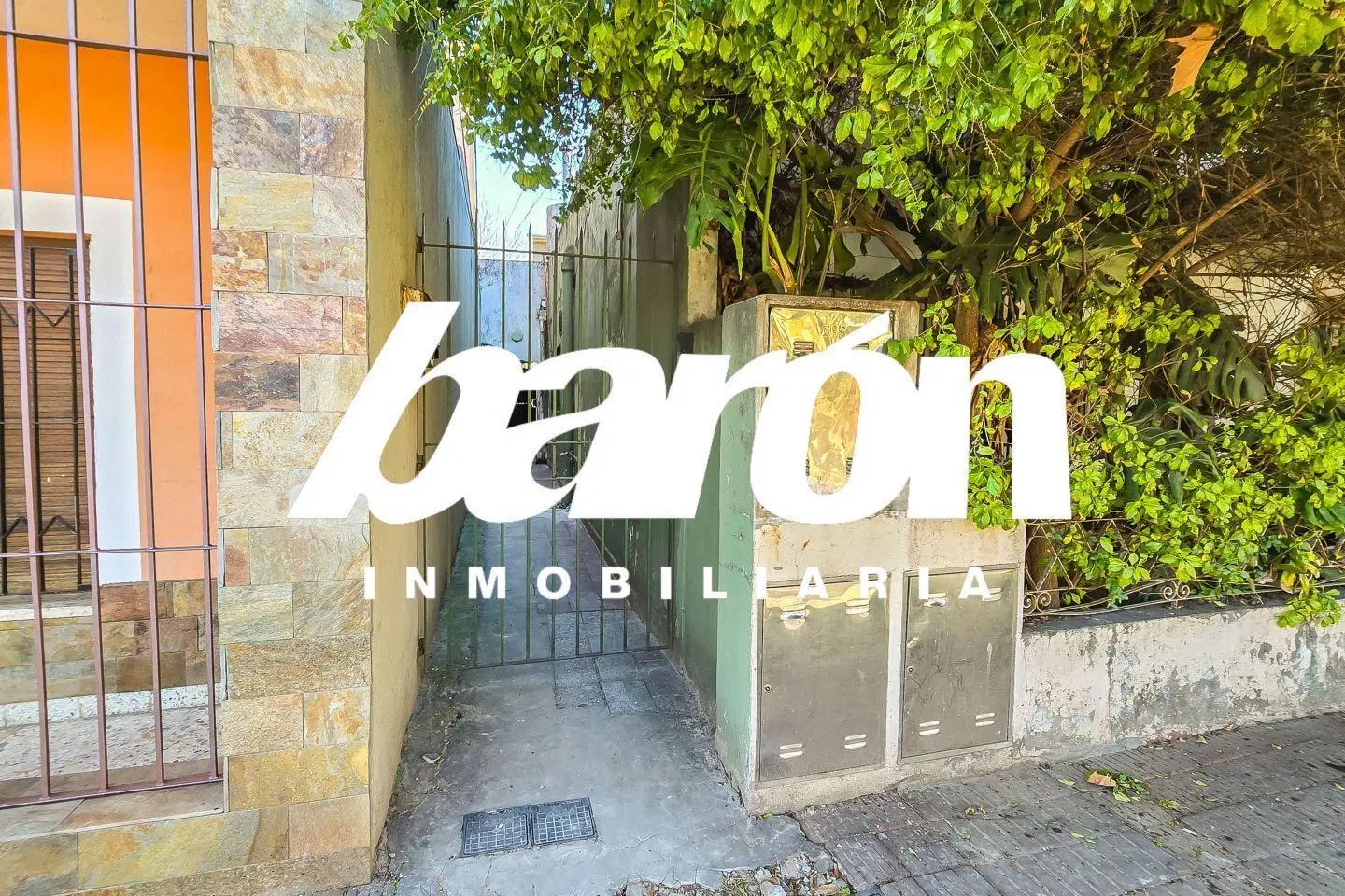 Venta- Ph 3 amb-  Corrientes 676- Lomas de Zamora 5