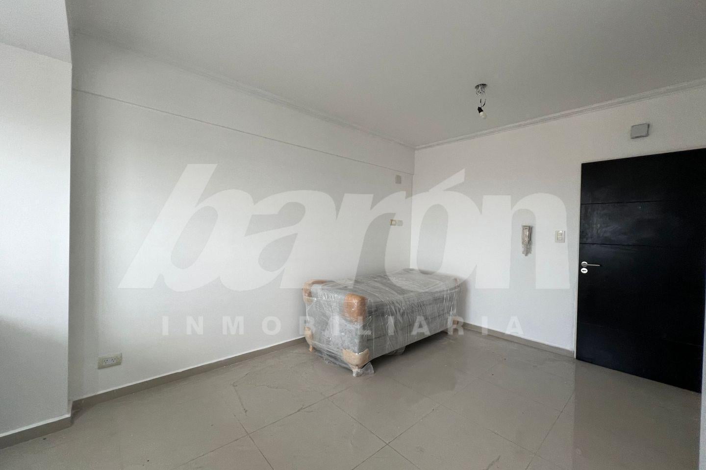 Foto de ALQUILER- DOS AMBIENTES-LOMAS DE ZAMORA, imagen 1
