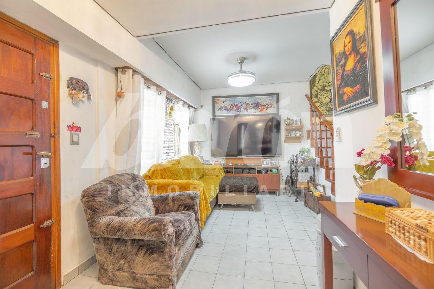 Foto de VENTA - CASA 5 AMBIENTES - ENTRE RIOS 397 LOMAS DE ZAMORA, imagen 3