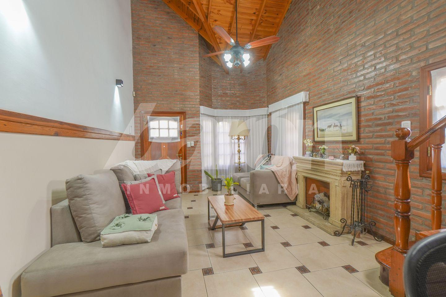 Foto de Casa en venta - Nicolas de Avellaneda 1056 - Temperley - 4 ambientes, imagen 4