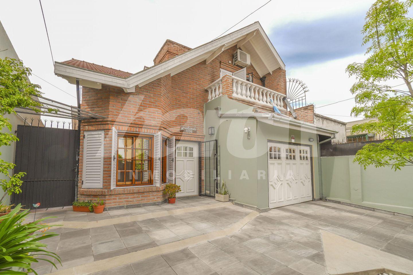 Foto de Casa en venta - Nicolas de Avellaneda 1056 - Temperley - 4 ambientes, imagen 1