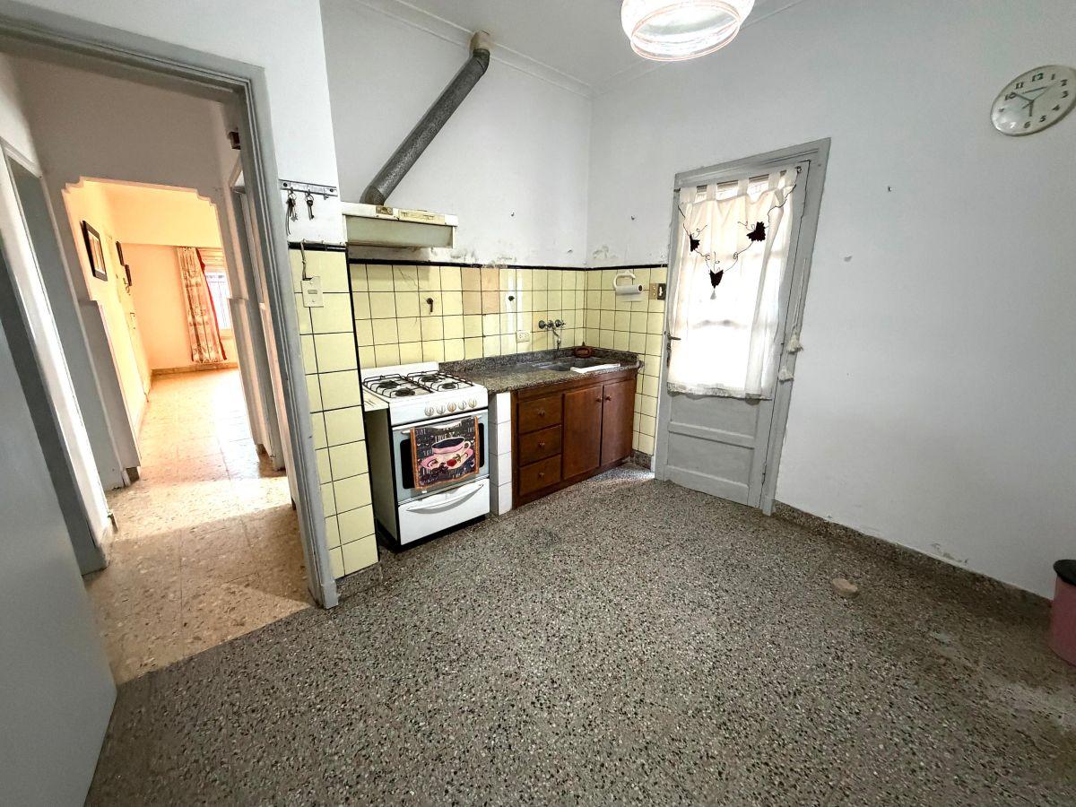 Foto de CASA CÉNTRICA SOBRE CALLE CASALINS, imagen 2