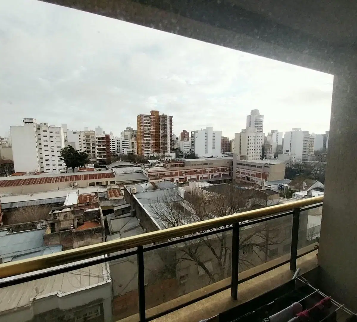 Depto de 2 dormitorios- 9 e 44 y 45 1